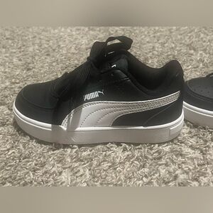 Puma Black and White Athletic Shoes, Child